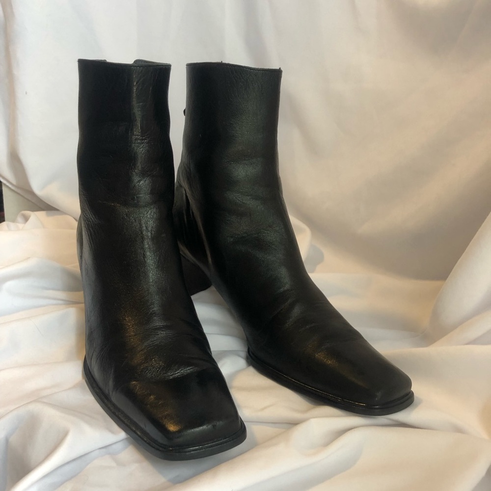 Vintage | Stuart Weitzman Boots